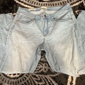 Universal Thread Light Blue Skinny Jeans with Subtle Distress
